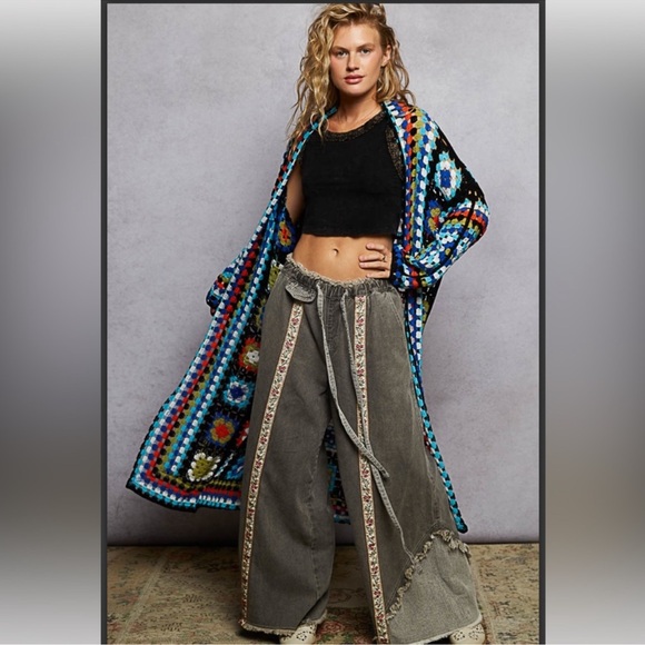 POL Granny Square Cardigan - Picture 5 of 8